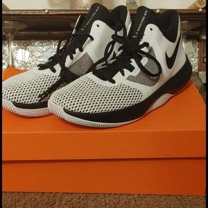 Nike air precision ll